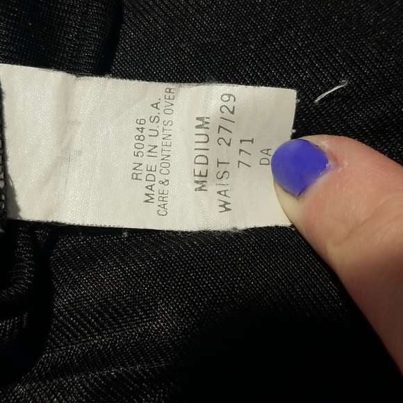 Black Slip - Picture 4 of 5